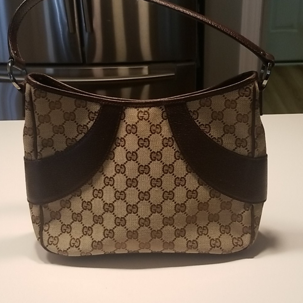 Gucci small shoulder purse